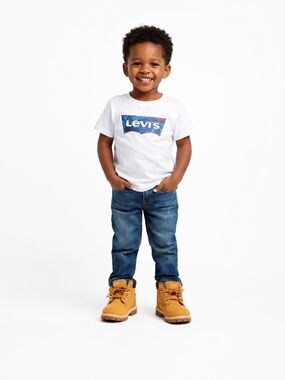 Levi's Kids White T-Shirt Boy's Size 5 Medium, 5-6 years